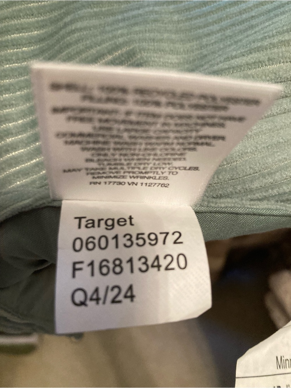 LN Room Essentials Pale Green Twin Comforter - Picture 4 of 5